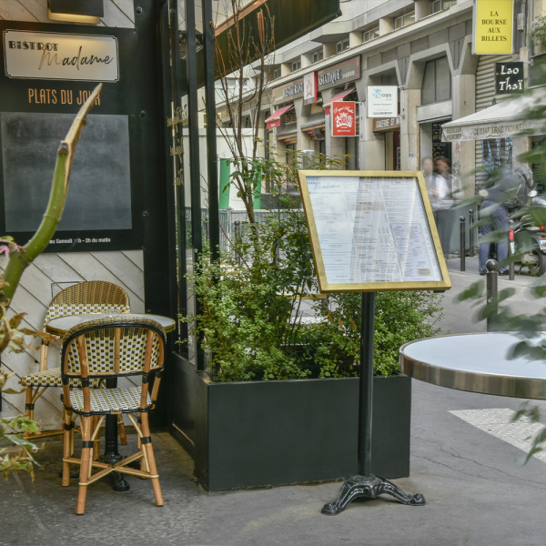 Le Porte-menu rond PMG 10 en acier époxy